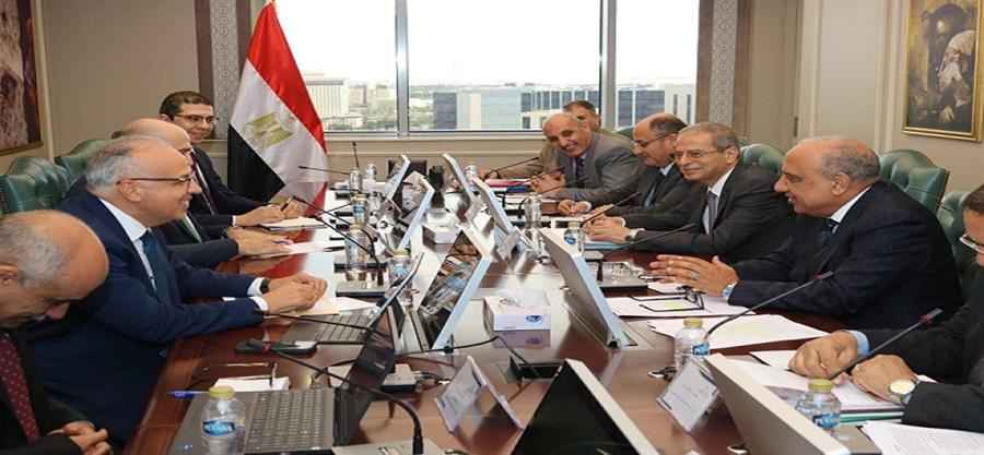 وزيرا الكهرباء والري يبحثان تعزيز التعاون لتطوير المحطات الكهرومائية